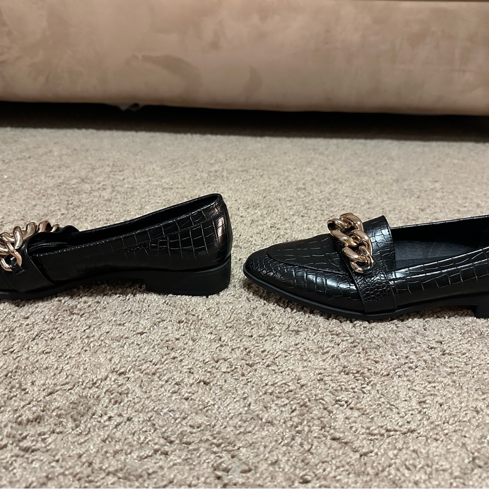 Bellini Black Loafers with Gold Chain Detail - Picture 3 of 3